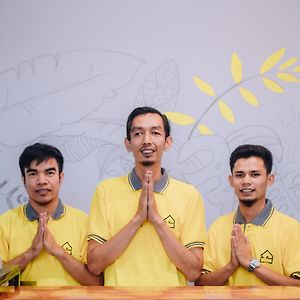 Aur Kuning Hostel Syariah Bukittinggi